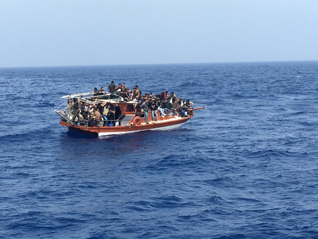 Mersin'de 1'i Çocuk 100 Göçmen Yakalandı