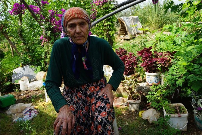 Mersin'e Yaşlı Kadının Hayatı 1 Metrekareyle Değişti