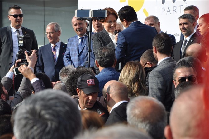Akşener’den, Türe’ye İyi Parti Rozeti