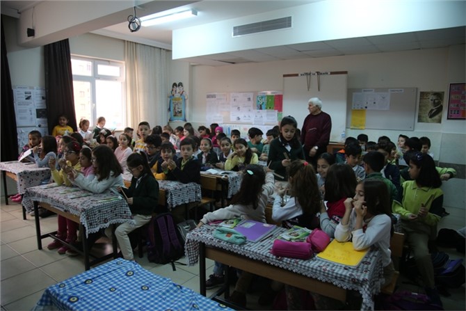 Erdemli Belediyesi İlkokul Öğrencilerine Geri Dönüşüm Semineri Verdi