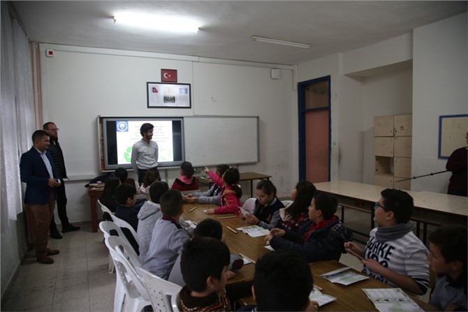 Erdemli Belediyesi İlkokul Öğrencilerine Geri Dönüşüm Semineri Verdi