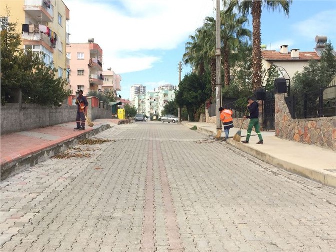 Belediye Temizlik İşleri Tarsus’u Pırıl Pırıl Yapıyor